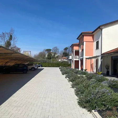 Apartahotel Rta La Pineta 3*