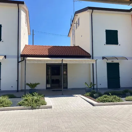 Rta La Pineta 3* Sarzana